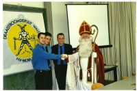 pictures/2002/2002-12-03-herstart-alv